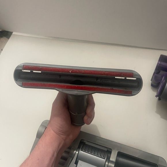 Dyson Gray and Purple Vacuum Tool Kit - Picture 8 of 9